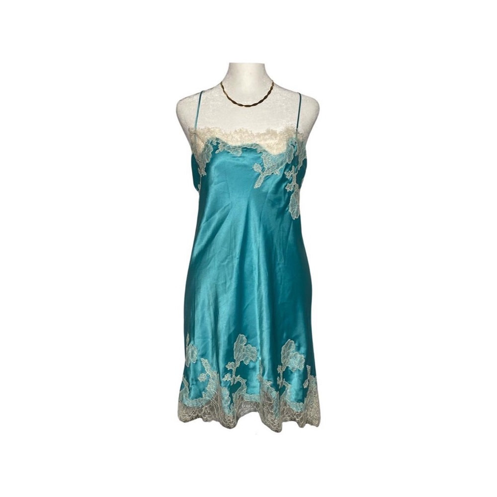 Y2K TEAL MADISON BEER SLIP